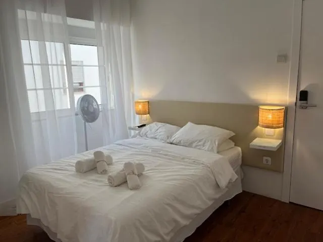 Bora Dormir Lagos 0*,  Portugal